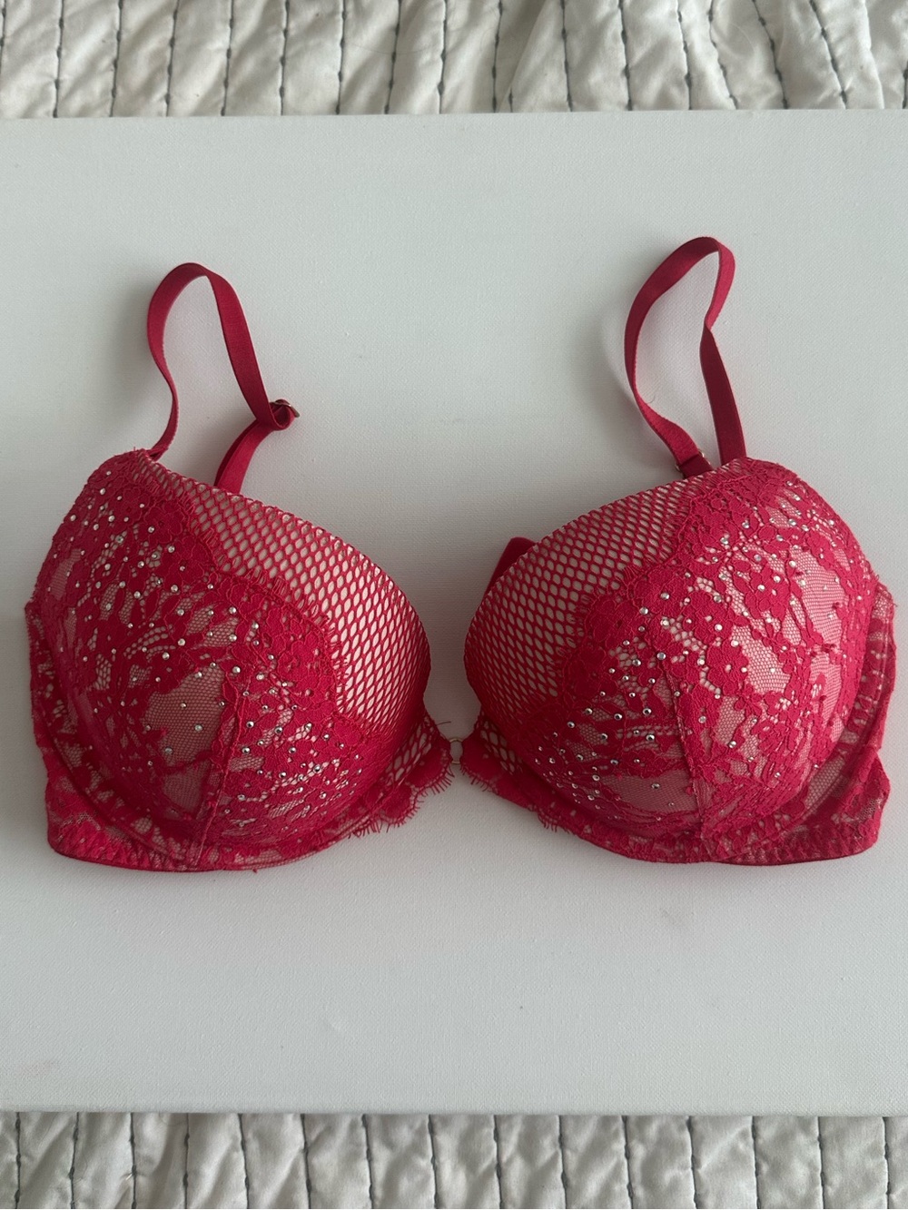 Victoria's Secret Very Sexy push-up bra